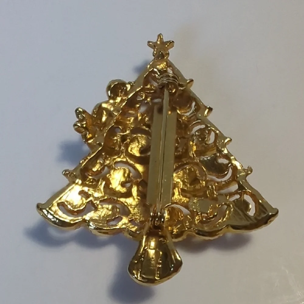 Festive Gold and Green Holiday Brooch Set - Picture 5 of 7